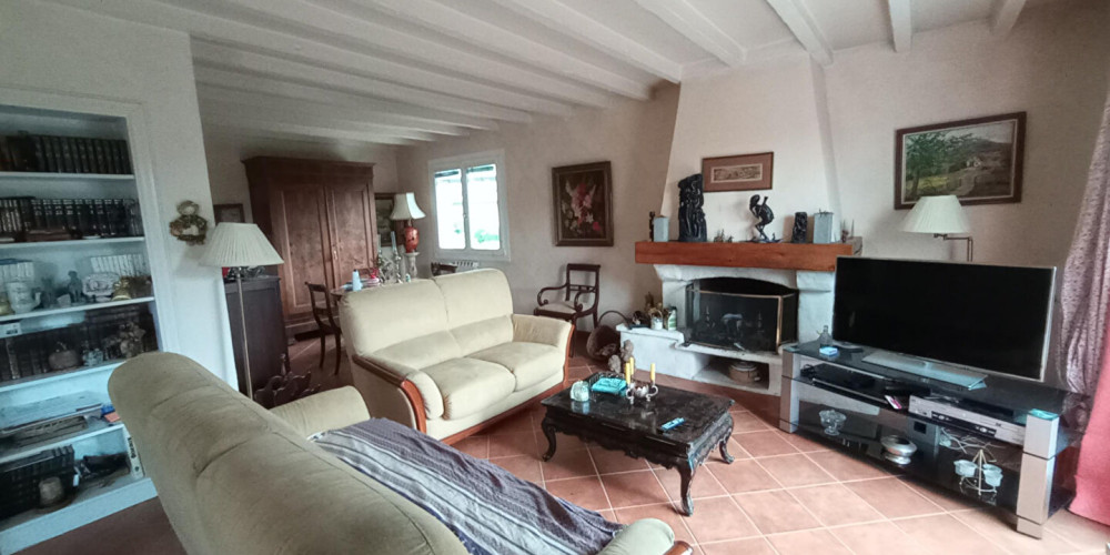 maison à ST PEE SUR NIVELLE (64310)